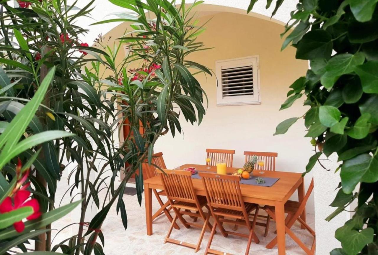 Apartments Lemon Zadar Bagian luar foto